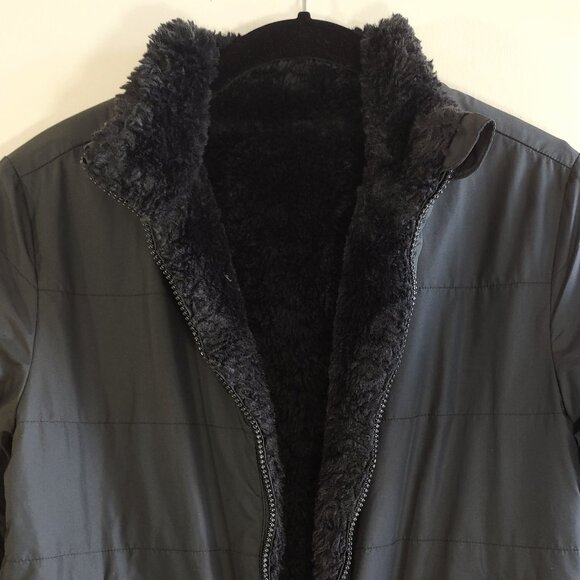 Athleta Girl Reversible Warm+Fuzzy Puffer Jacket Size Large (12) - Picture 5 of 11